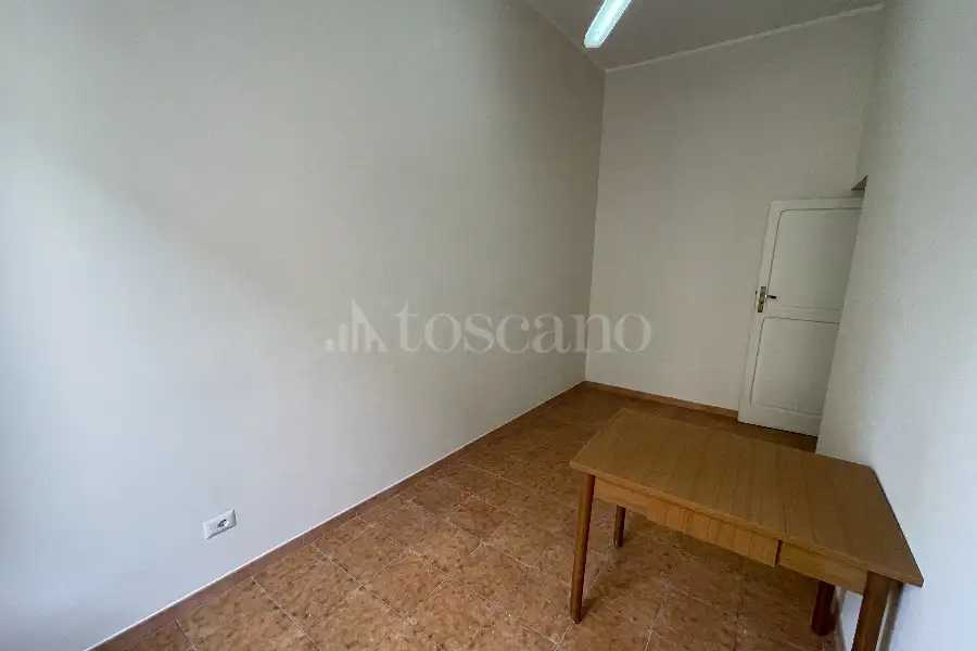 Ufficio in affitto di 87 mq a €550 (rif. 39/2025)