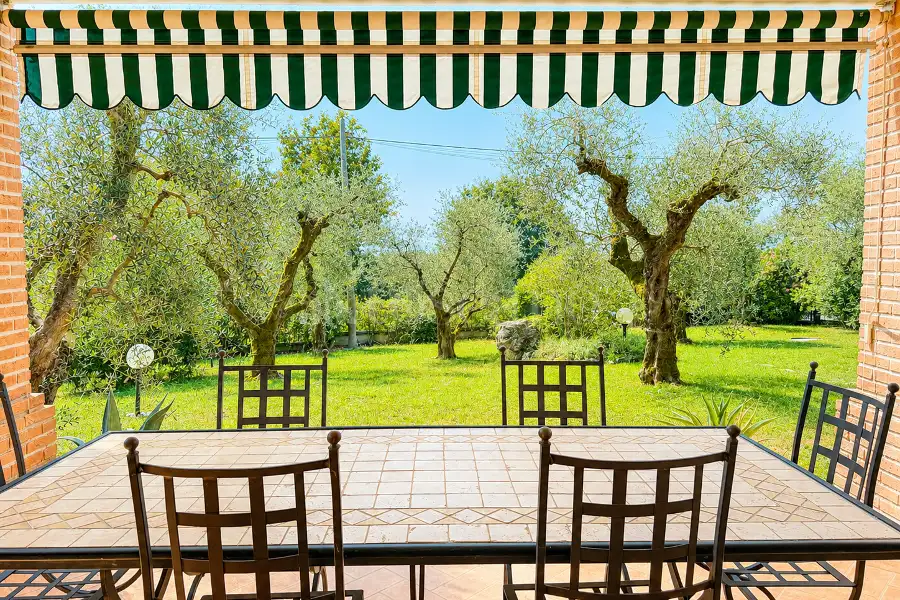 Villa in vendita di 400 mq a €1.200.000 (rif. 24/2026)