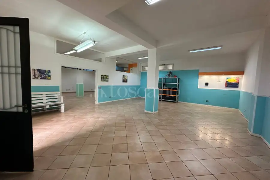 Magazzino in vendita di 136 mq a €88.000 (rif. 156/2025)
