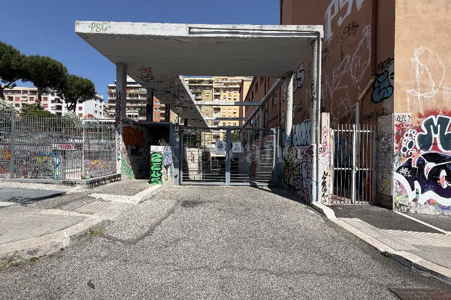 Box in vendita di 20 mq a €87.000 (rif. 24/2026)
