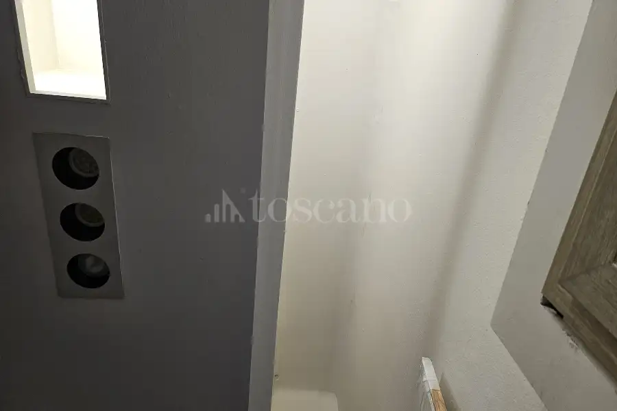 Negozio in vendita di 60 mq a €140.000 (rif. 57/2024)