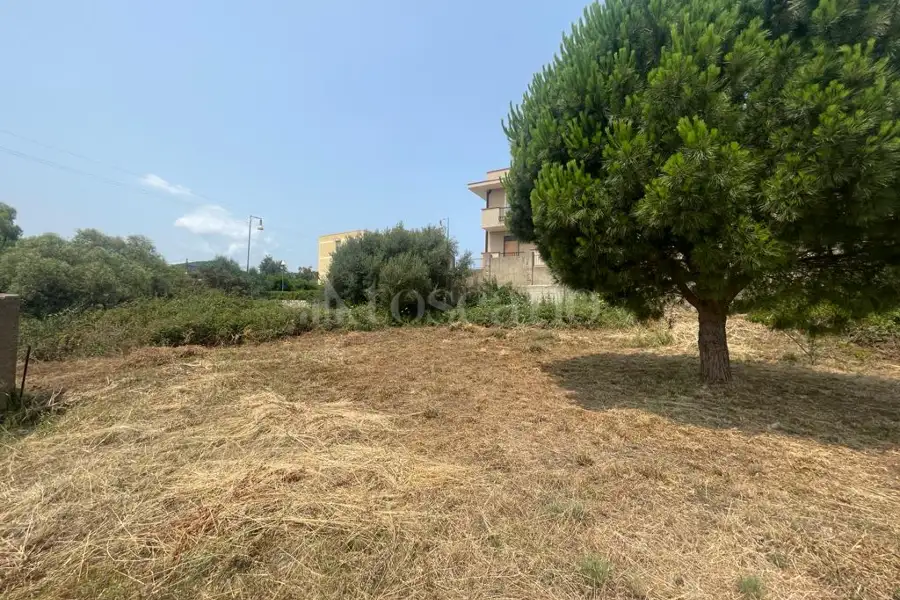 Agricolo in vendita di 820 mq a €18.000 (rif. 31/2026)