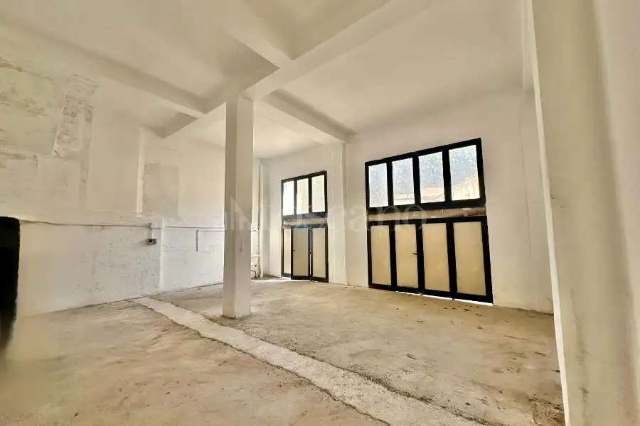 Ufficio in vendita di 200 mq a €379.000 (rif. 8/2026)