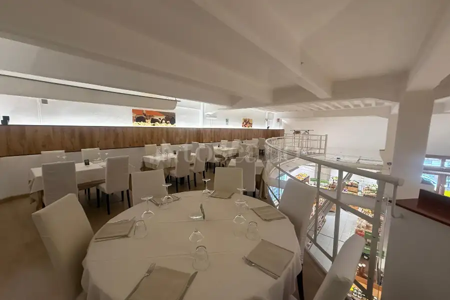 Negozio in vendita di 590 mq trattativa riservata (rif. 7/2026)