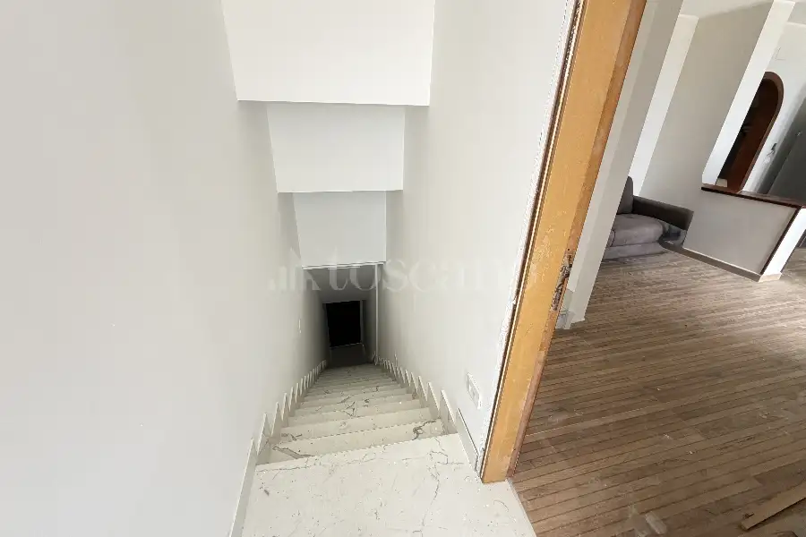 Casa Indipendente in vendita di 191 mq a €350.000 (rif. 23/2026)