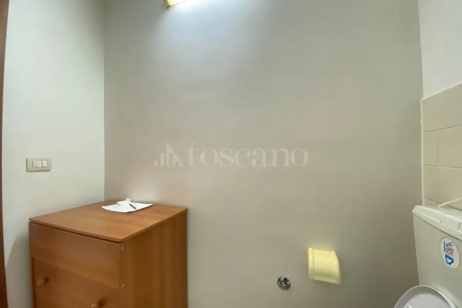 Ufficio in affitto di 20 mq a €470 (rif. 61/2026)
