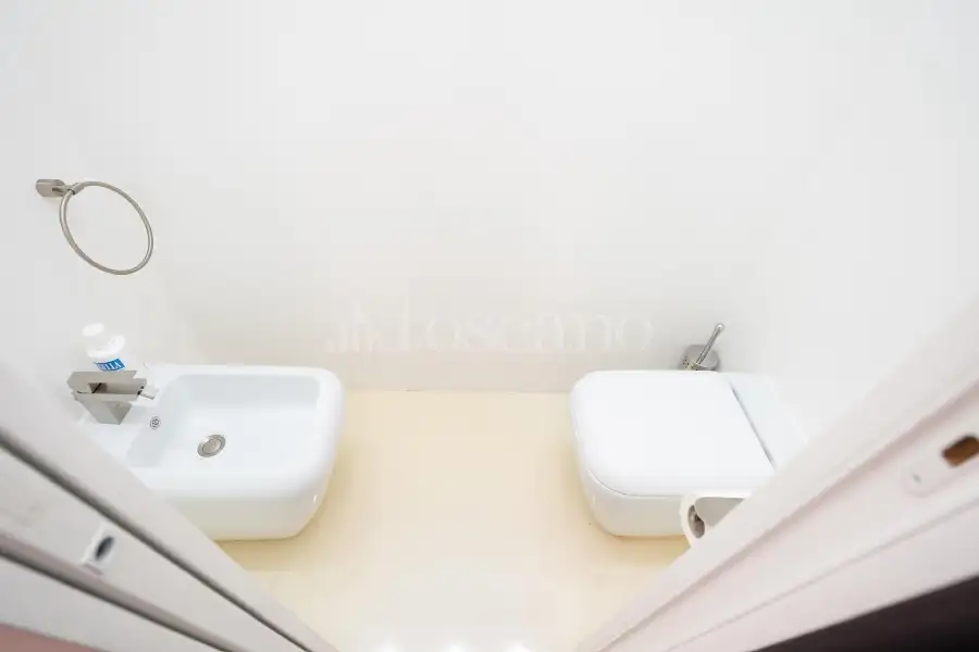 Casa in vendita di 230 mq a €700.000 (rif. 33/2026)