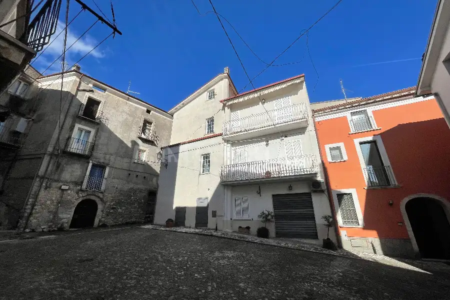 Casa Indipendente in vendita di 170 mq a €89.000 (rif. 2/2026)