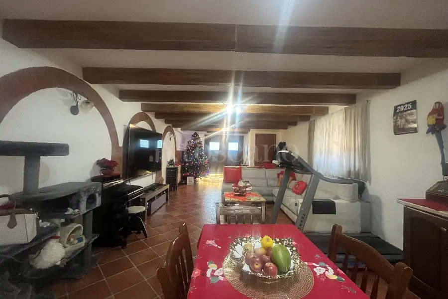 Casa Indipendente in vendita di 200 mq a €789.000 (rif. 51/2024)