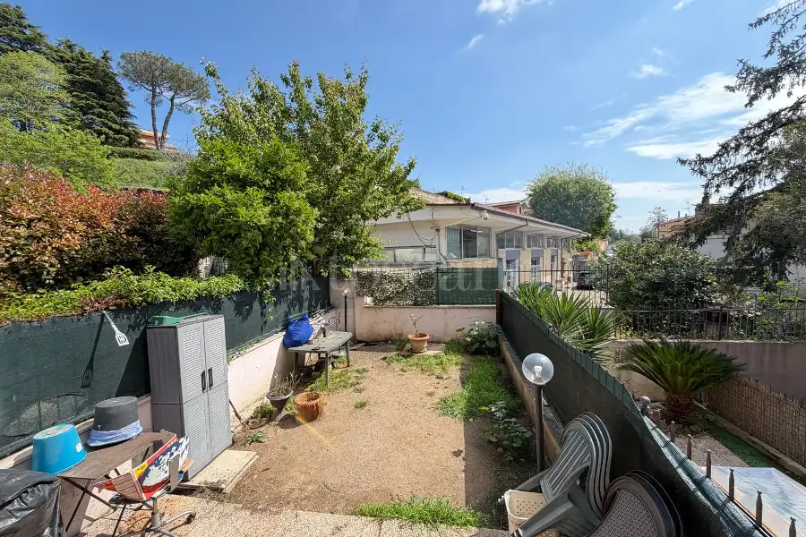 Villino a Schiera in vendita di 85 mq a €230.000 (rif. 17/2026)