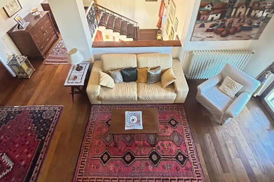Villa in vendita di 480 mq a €880.000 (rif. 4/2026)