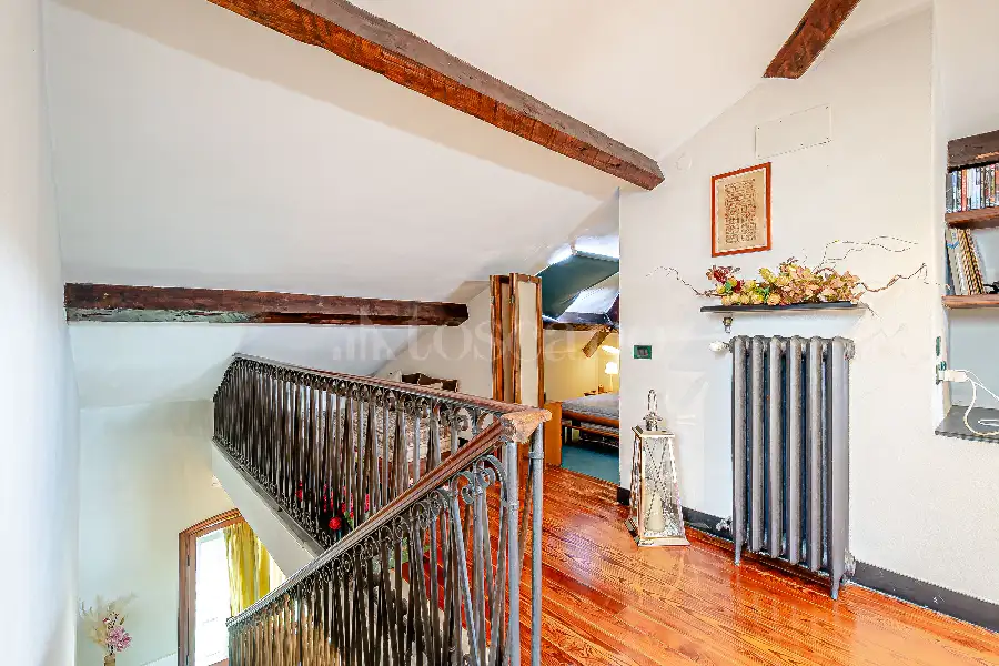 Villa in vendita di 496 mq a €3.950.000 (rif. 71/2026)