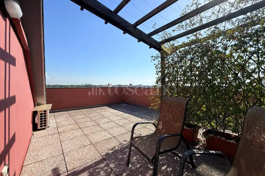 Superattico in vendita di 210 mq a €930.000 (rif. 29/2026)