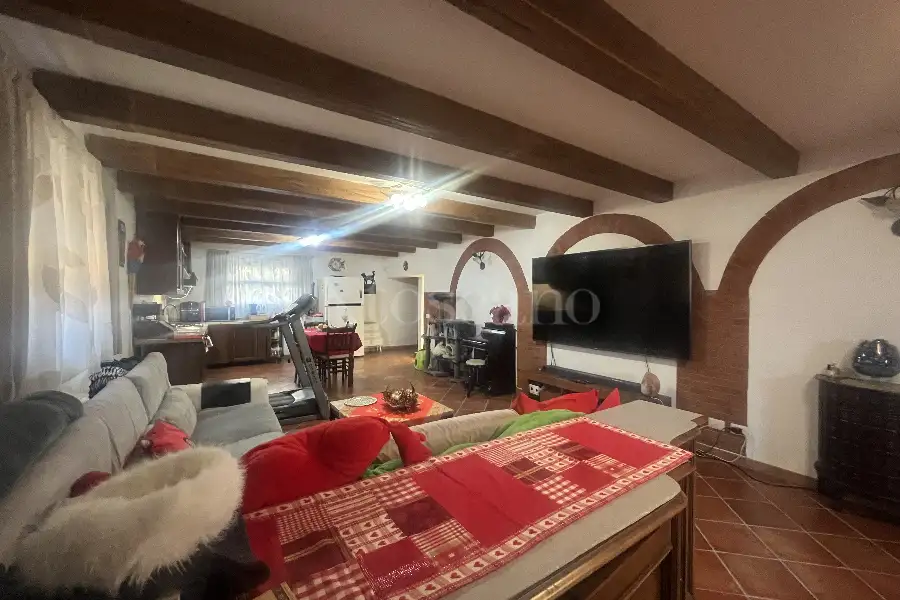 Casa Indipendente in vendita di 200 mq a €789.000 (rif. 51/2024)