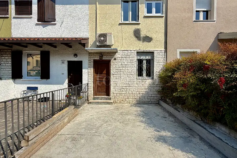 Villino a Schiera in vendita di 90 mq a €210.000 (rif. 19/2026)
