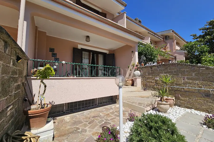 Villino a Schiera in vendita di 180 mq a €275.000 (rif. 37/2026)