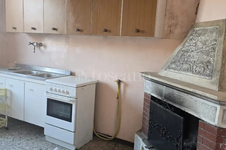 Casa in vendita di 256 mq a €250.000 (rif. 125/2025)