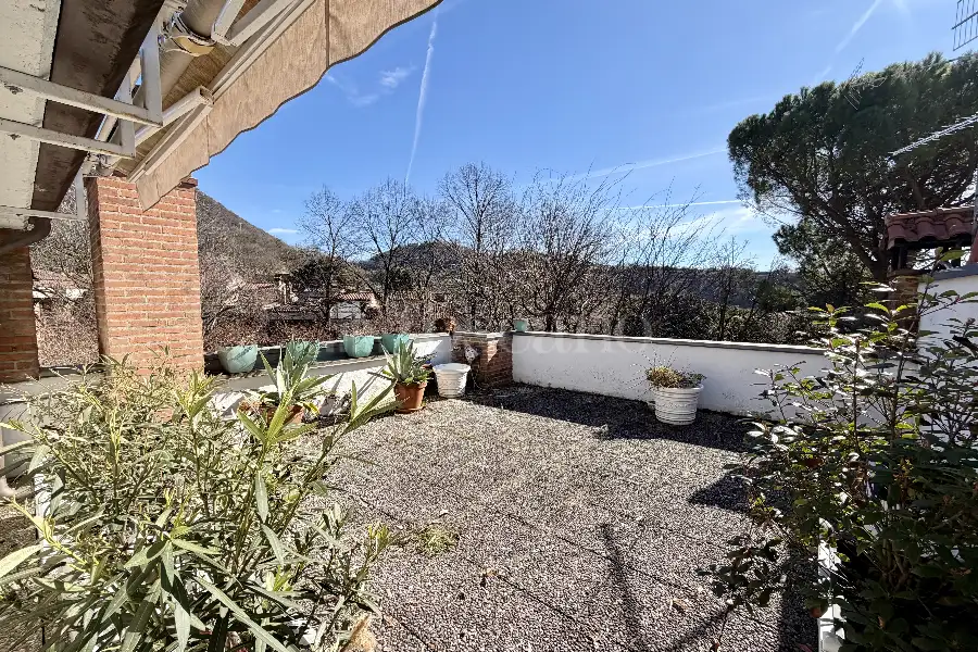 Villino a Schiera in vendita di 240 mq a €560.000 (rif. 8/2026)