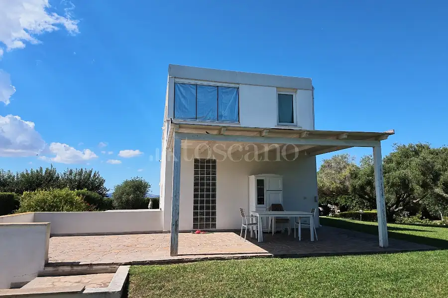 Casa Indipendente in vendita di 250 mq a €879.000 (rif. 203/2026)