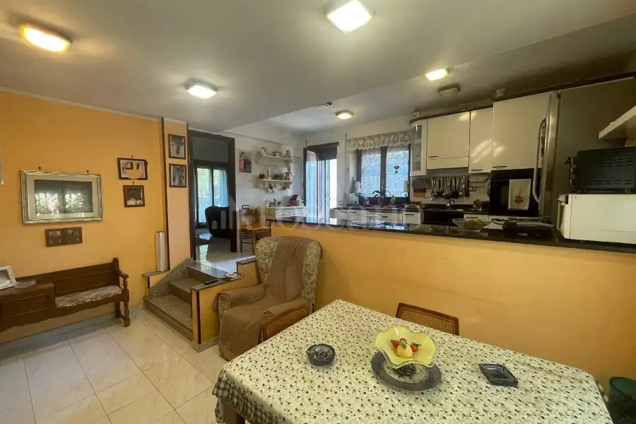 Villa in vendita di 320 mq a €469.000 (rif. 77/2024)