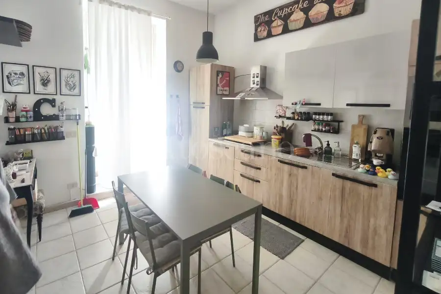 Palazzo in vendita di 1.500 mq a €2.200.000 (rif. 65/2026)