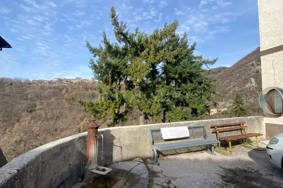 Casa in vendita di 160 mq a €39.000 (rif. 28/2026)