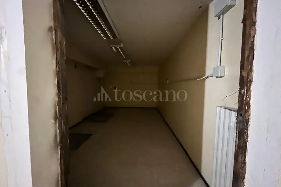 Negozio in vendita di 271 mq a €340.000 (rif. 41/2025)