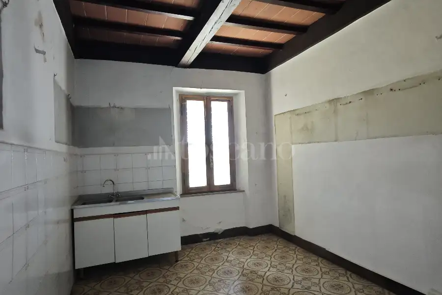 Villa in vendita di 250 mq a €260.000 (rif. 18/2025)