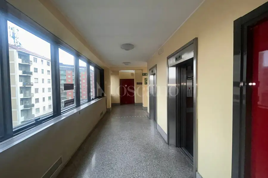 Ufficio in vendita di 239 mq a €229.000 (rif. 4/2026)