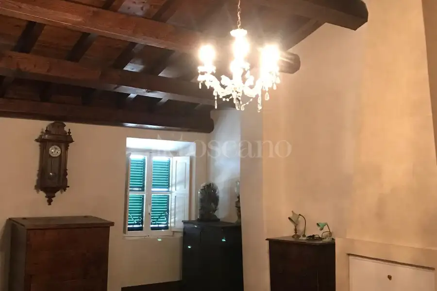 Palazzo in vendita di 250 mq a €159.000 (rif. 7/2025)