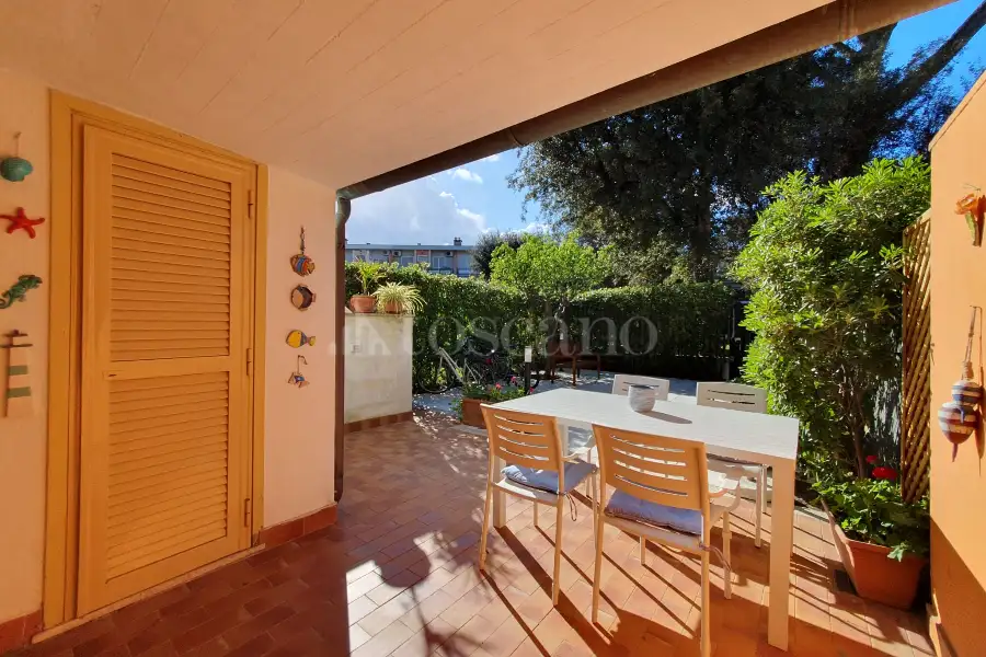 Villino a Schiera in affitto di 90 mq a €1.600 (rif. 4/2026)