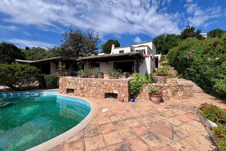 Villa in vendita di 291 mq trattativa riservata (rif. 11/2026)