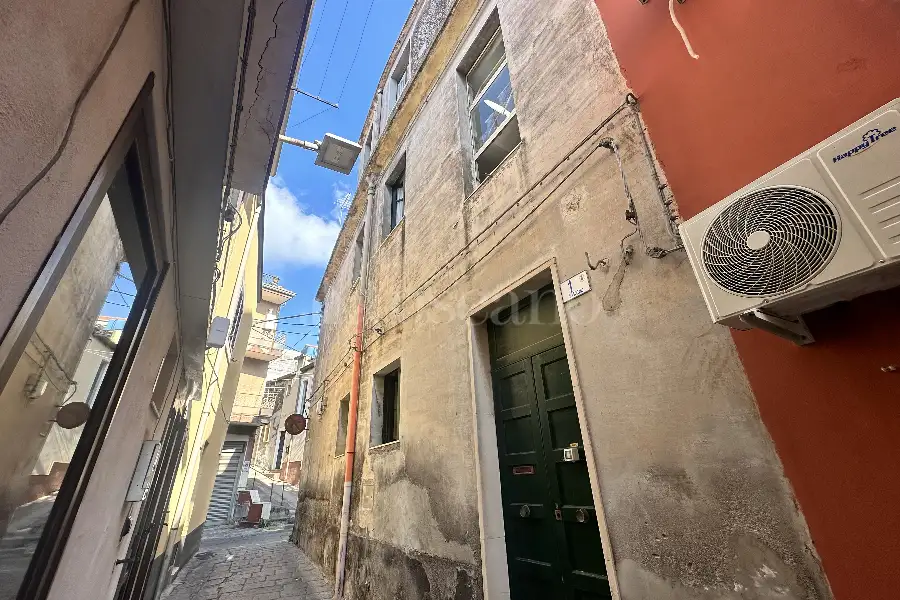 Casa Indipendente in vendita di 70 mq a €44.000 (rif. 161/2024)