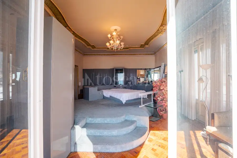 Attico in vendita di 440 mq a €1.650.000 (rif. 17/2026)