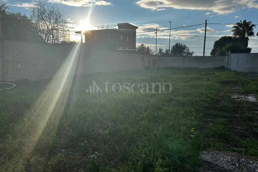 Edificabile Residenziali in vendita di 1.100 mq a €199.000 (rif. 10/2025)