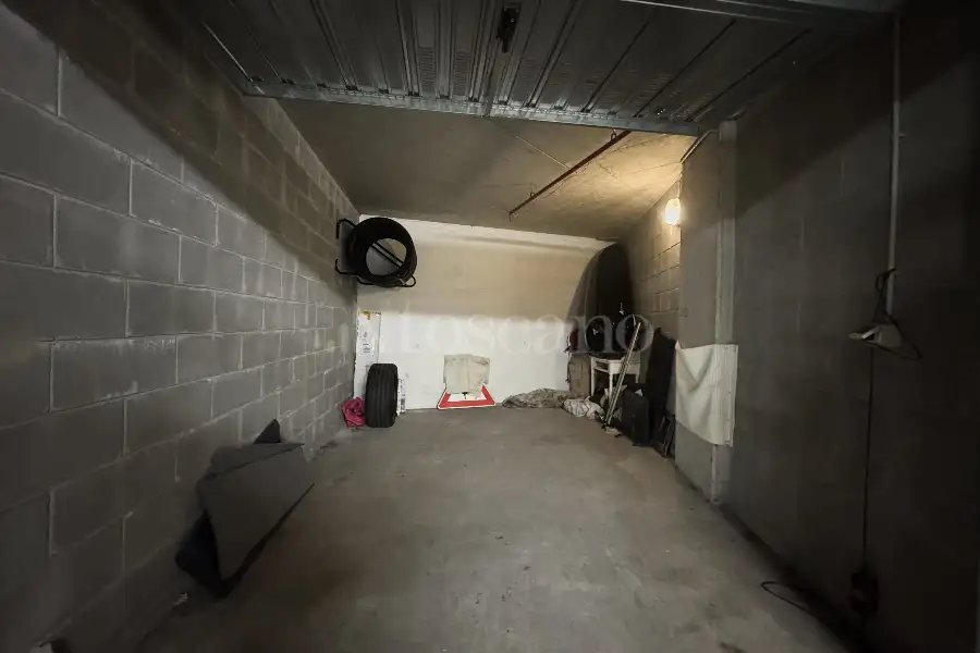 Box in vendita di 16 mq a €49.000 (rif. 4/2026)