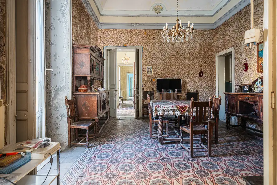 Casa Indipendente in vendita di 256 mq a €325.000 (rif. 34/2026)