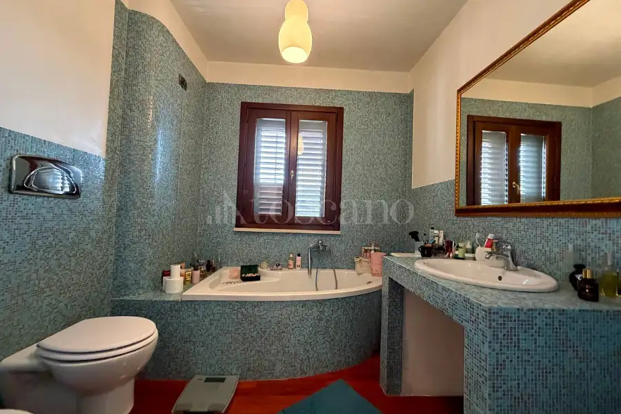 Villa Bifamiliare in vendita di 182 mq a €379.000 (rif. 75/2026)