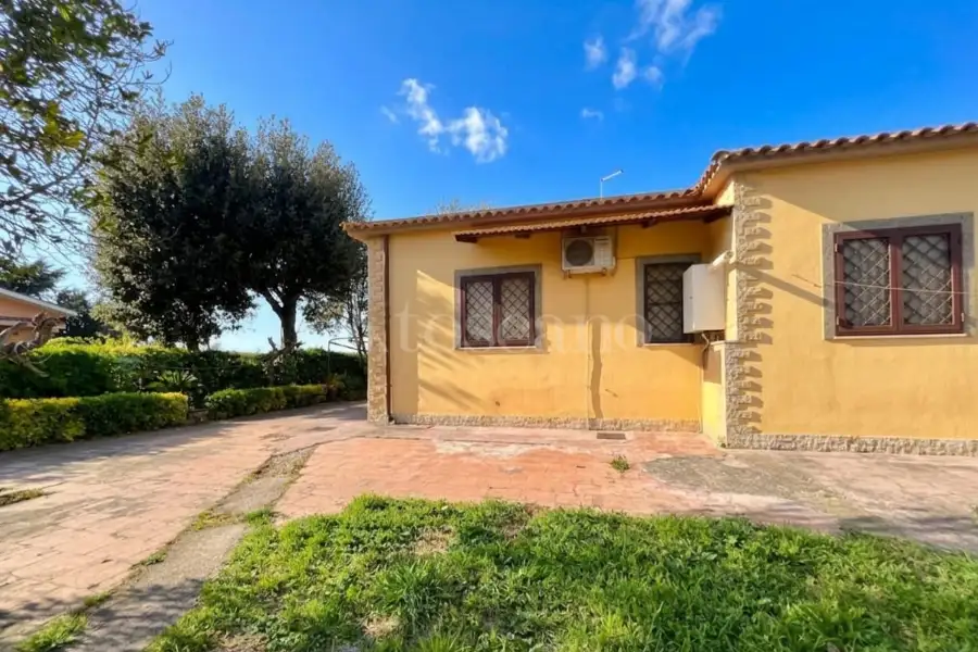 Villa Bifamiliare in vendita di 100 mq a €315.000 (rif. 36/2026)