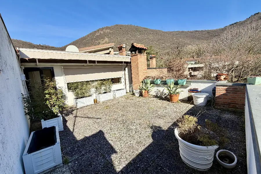 Villino a Schiera in vendita di 240 mq a €560.000 (rif. 8/2026)