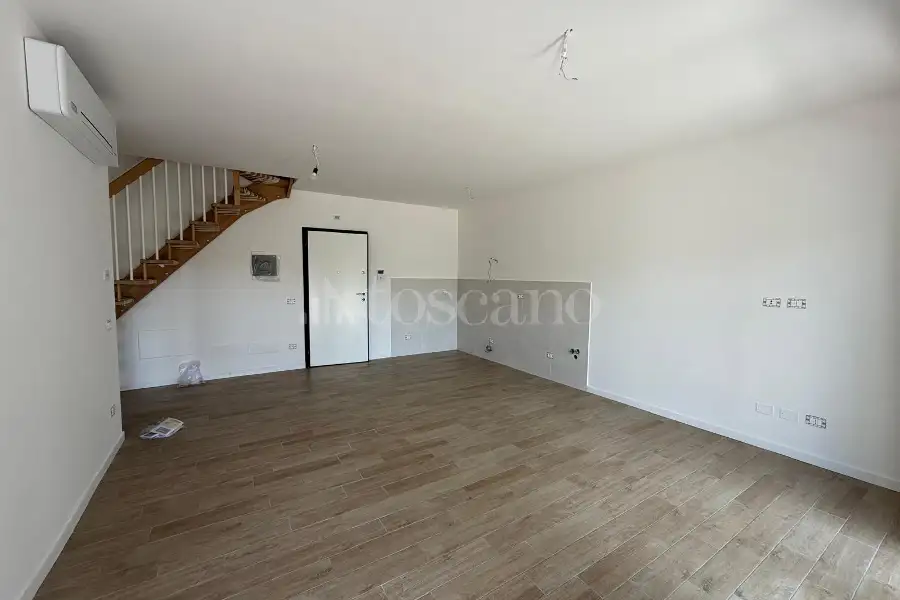 Attico in affitto di 97 mq a €1.300 (rif. 40/2026)