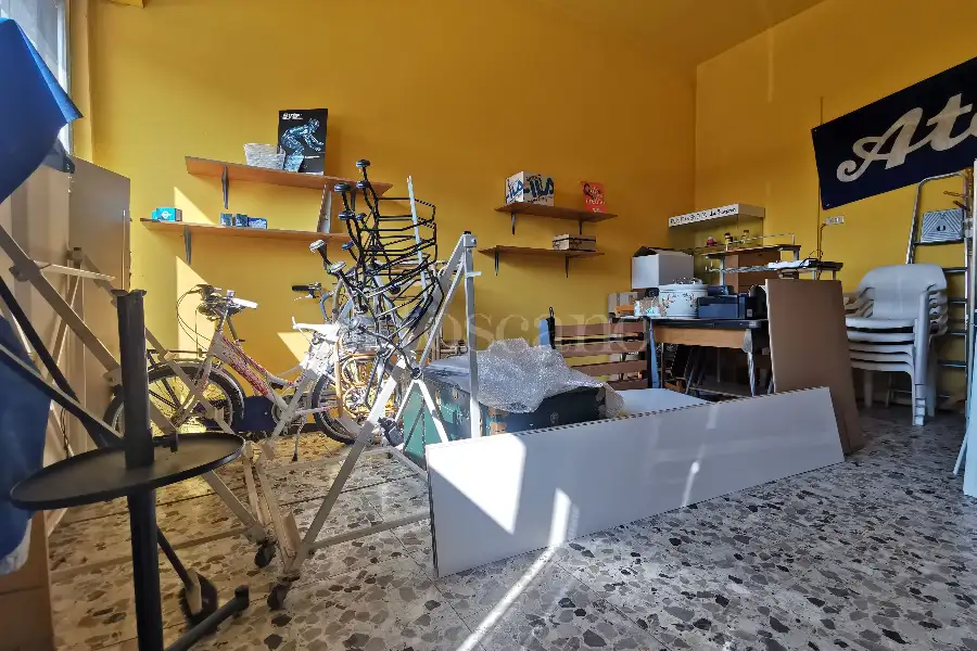 Negozio in vendita di 25 mq a €18.000 (rif. 36/2026)