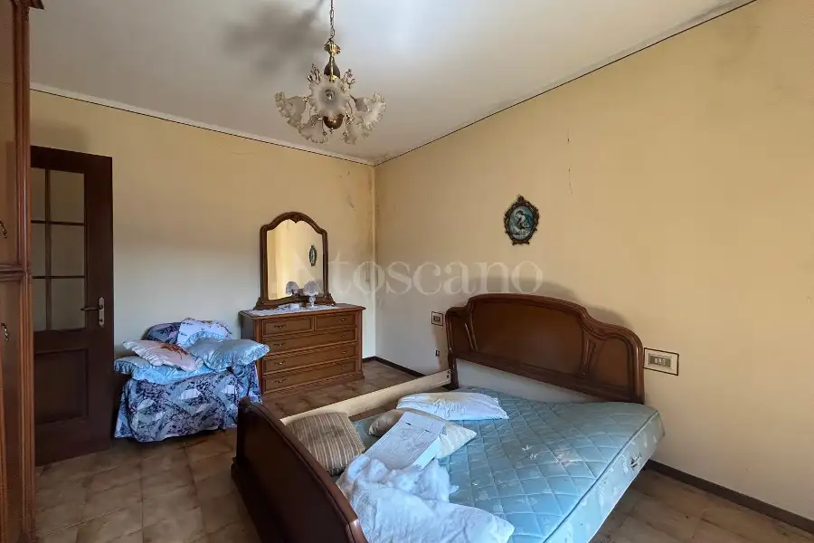 Villa Bifamiliare in vendita di 202 mq a €110.000 (rif. 57/2026)