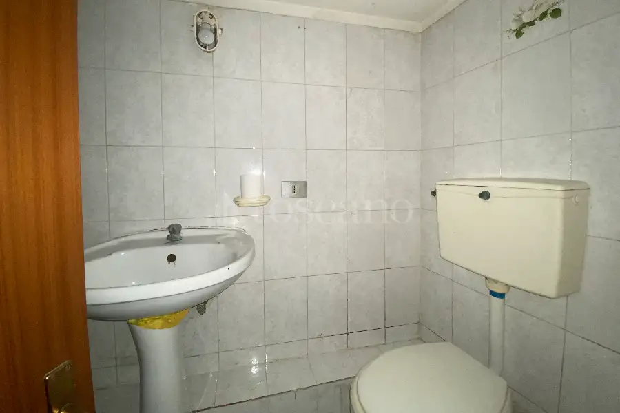 Posto Moto in vendita di 110 mq a €68.000 (rif. 4/2026)