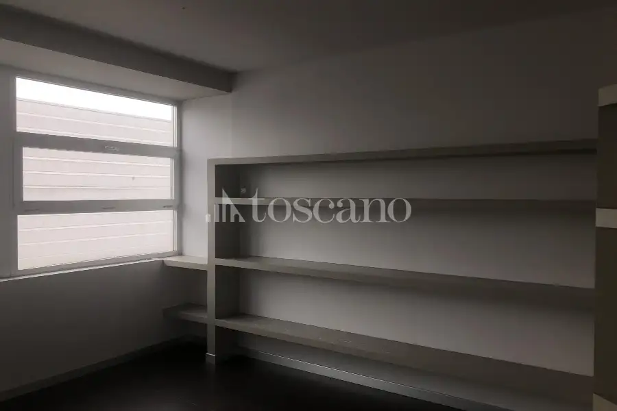 Ufficio in vendita di 280 mq a €190,000 (rif. BL6149VE)