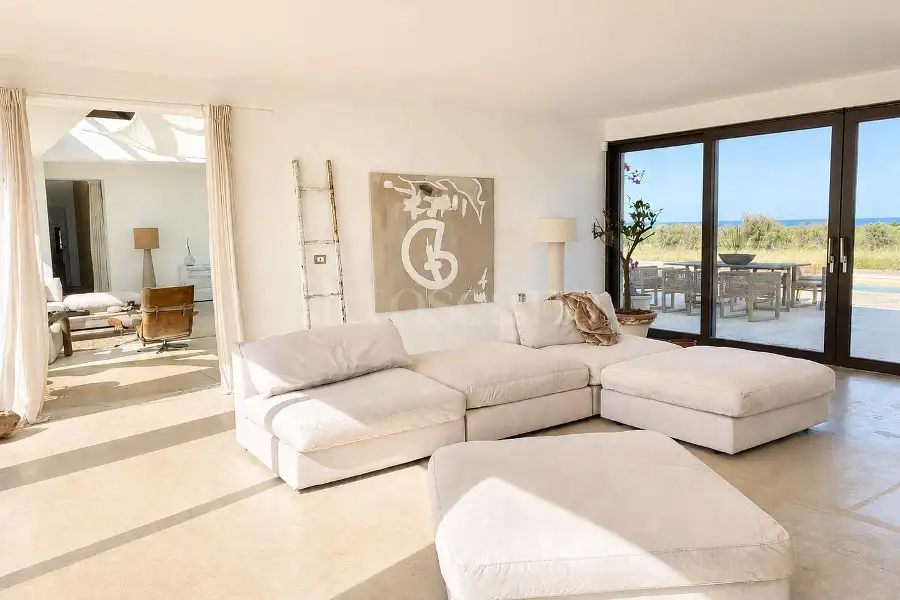 Casa Indipendente in vendita di 180 mq a €1.200.000 (rif. 23/2026)
