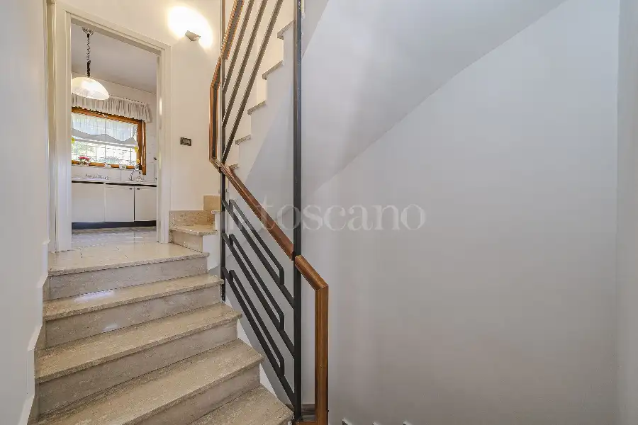 Casa in vendita di 220 mq a €799.000 (rif. 35/2026)