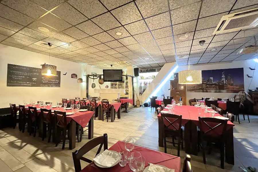 Negozio in vendita di 350 mq a €499.000 (rif. 8/2025)