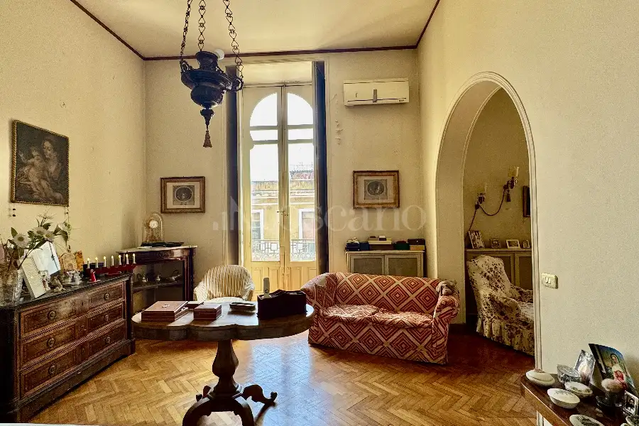 Casa in vendita di 340 mq a €690.000 (rif. 144/2025)