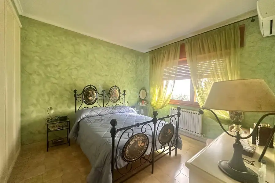 Attico in vendita di 146 mq a €359.000 (rif. 11/2025)